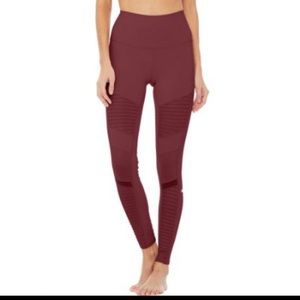 Alo Yoga High Waist Moto Legging in Maroon Glossy